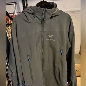 Arc’teryx Gamma LT Hooded Men’s Jacket - Size Large